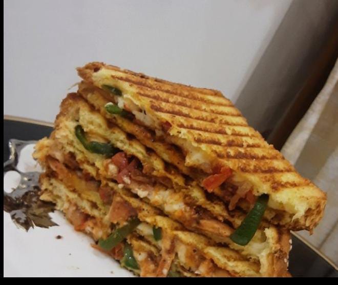 Brown Bread Chicken Fajita Sandwich